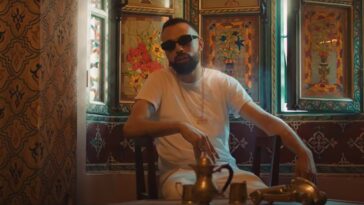 hq720[1] - El Big Five : M3aya ( White )