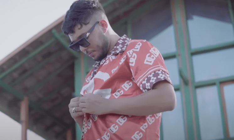 Capture Min 1 - Young RZ - Lasciatemi (Official Music Video)?